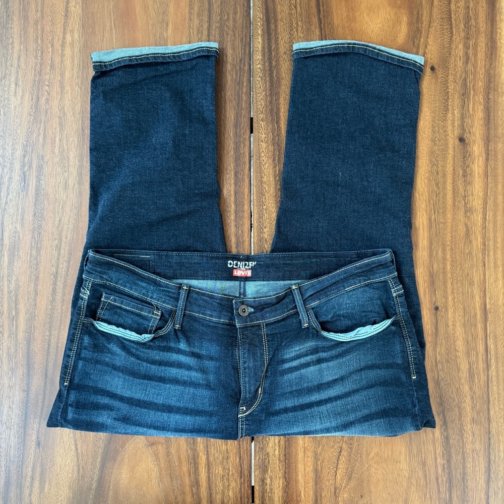 Denizen from Levi's Cropped Jeans